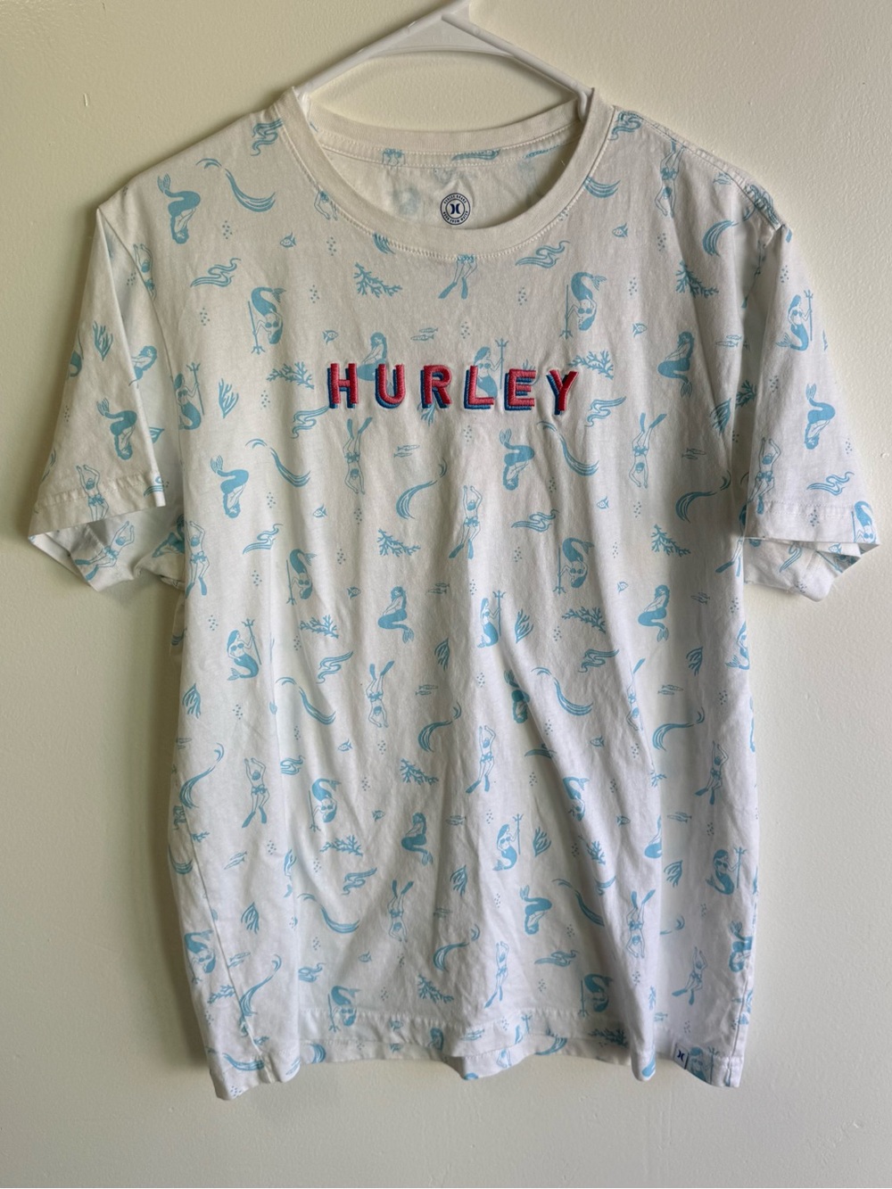 Hurley Men’s Deep Sea Mermaid Print Short Sleeve Tee size Medium